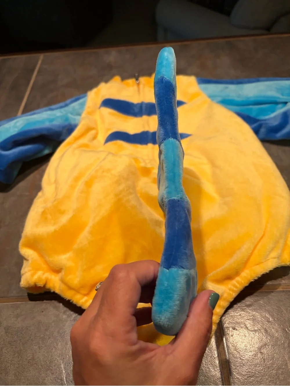 Disney Finding Nemo Yello  and Blue Plush Kid's Costume- so cute 🐠